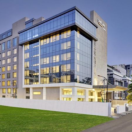 Park Inn By Radisson Surat Buitenkant foto