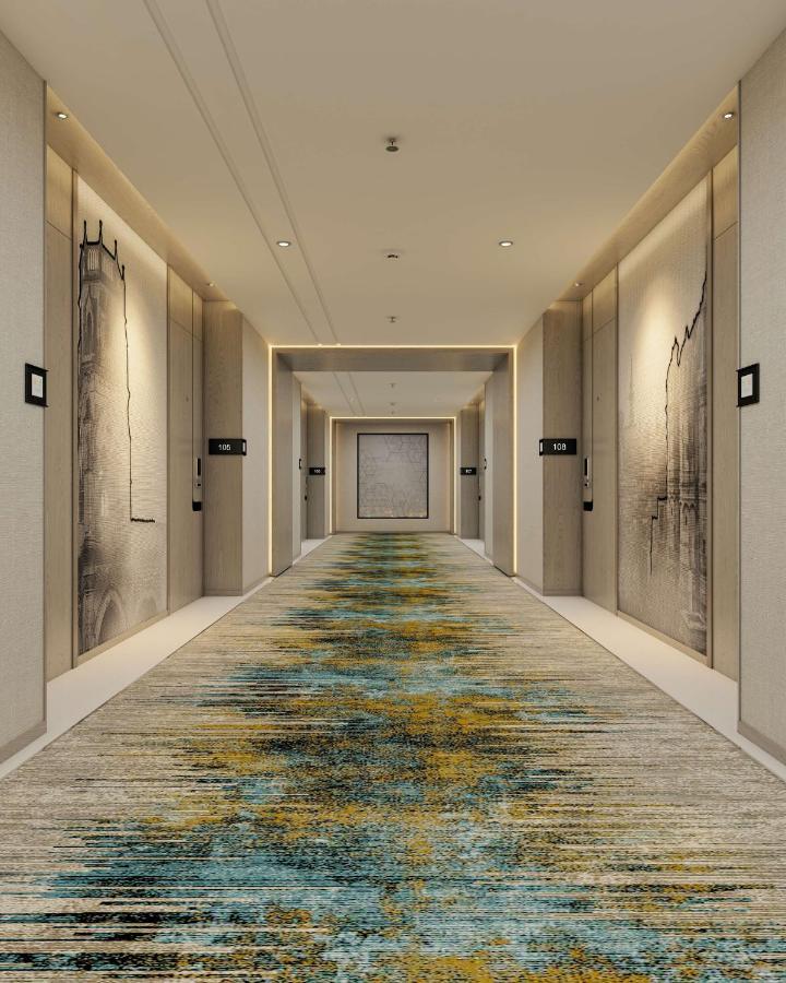 Park Inn By Radisson Surat Buitenkant foto